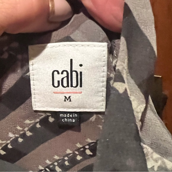 Cabi Trellis Blouse Size M - Picture 8 of 8